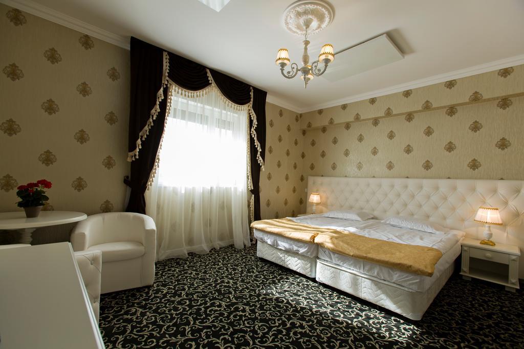 Conacul Din Ardeal Брашов Экстерьер фото